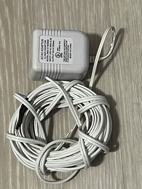 Wyze WVDB1WC1 Video Doorbell Camera White With AC Adapter And Extended Wire gallery