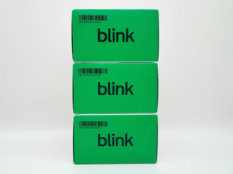 LOT OF 3x Blink Mini 2K+ Indoor Outdoor Plug-In Security Camera Color Night gallery