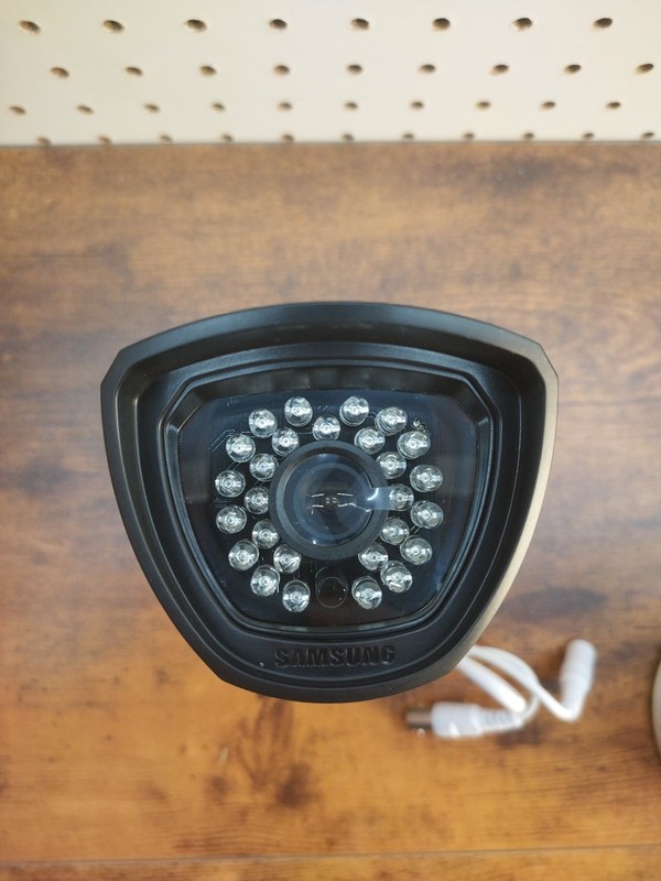 Samsung SDC-7340BCN Weather-Resistant Night Vision Camera With 60ft Cable gallery