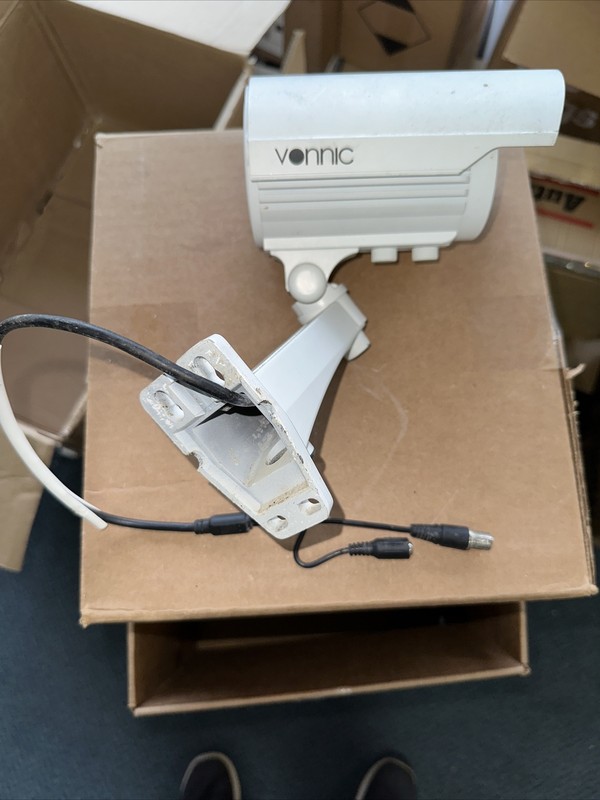 Vonnic C107W Security Camera Used gallery