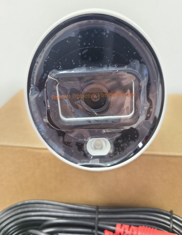 Lorex C883DA 4K Ultra HD Active Deterrence Bullet Security Camera gallery