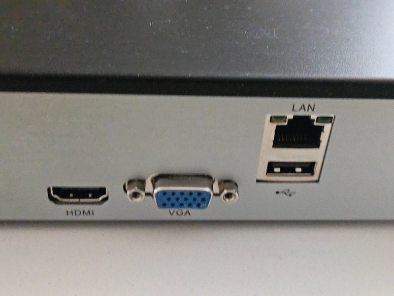 LOREX Wire-Free LHB926, LWB4901-C HD Security DVR with 4 Cameras, 8 Batteries gallery