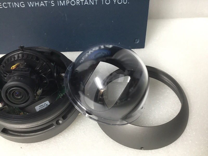 Speco HT7248FFI Color Camera W/ 580TVL 2.8-10mm Focus Free Vandal Res. TESTED! gallery