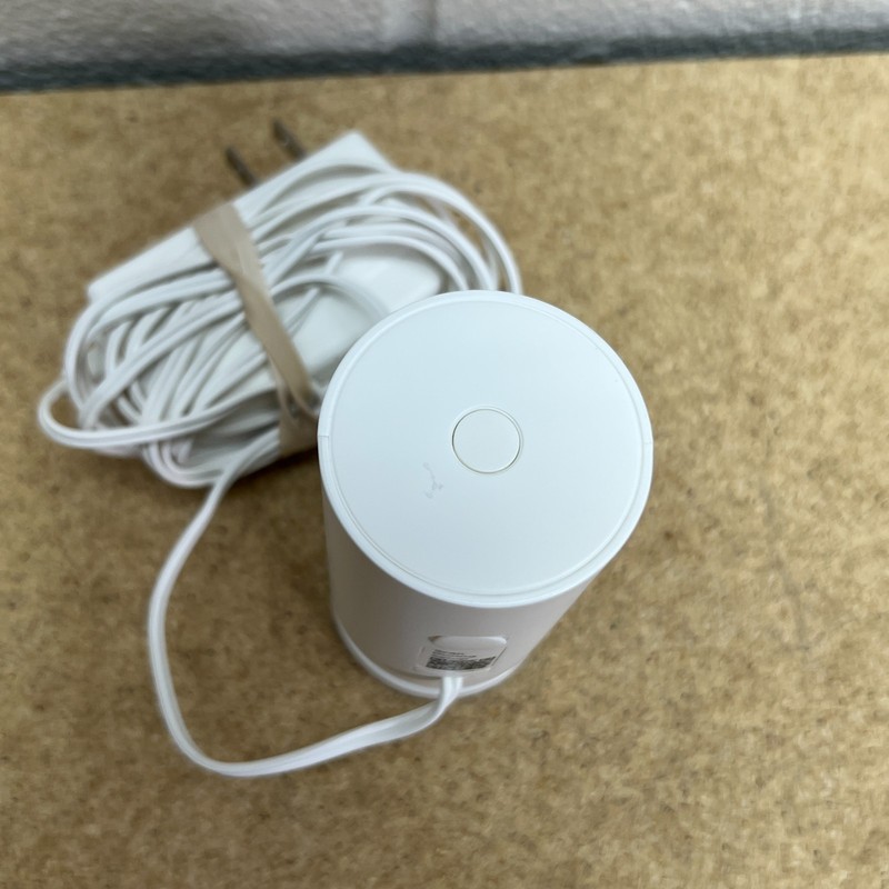 Ring Indoor Cam (1st Gen) Plug-In HD Security Camera 5UM4E5 W/ Power Cable gallery