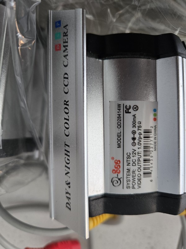 Q-SEE QD28414 & QD28414W Outdoor/Indoor Color CCD Cameras gallery