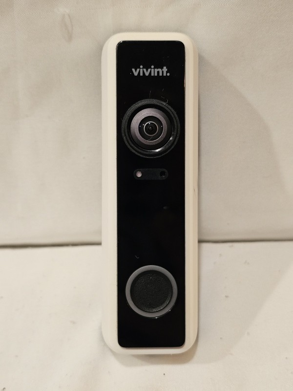 Vivint Doorbell Camera Pro VS-DBC300-WHT With Back Plate Tested Works!