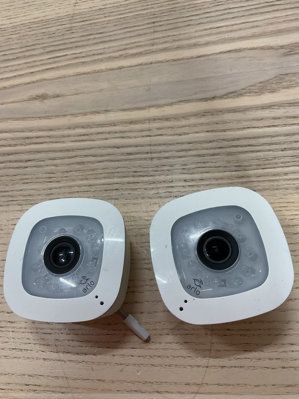 Netgear Arlo Q VMC3040 1080p Cube Camera Set Of 2 No Cable gallery