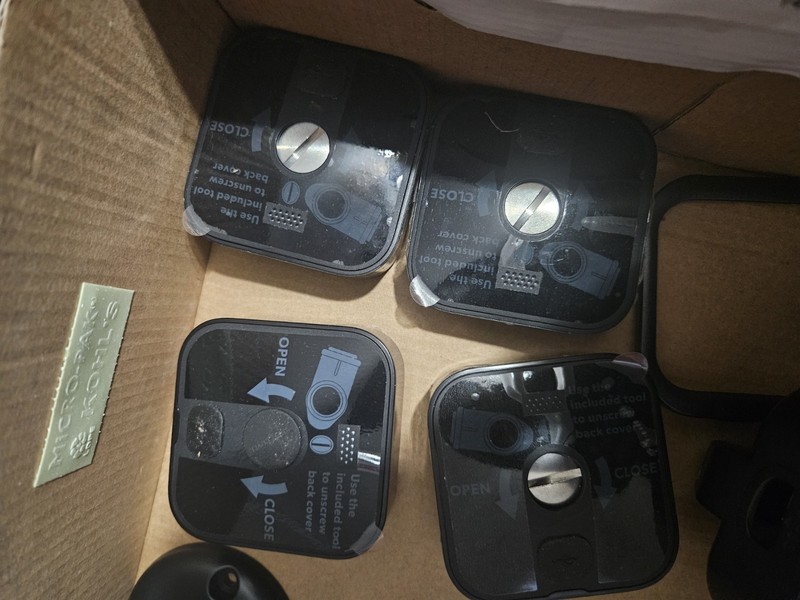 Blink Indoor Wireless IP Surveillance Cameras 1080p Black 4-Pack w/ Mounts gallery