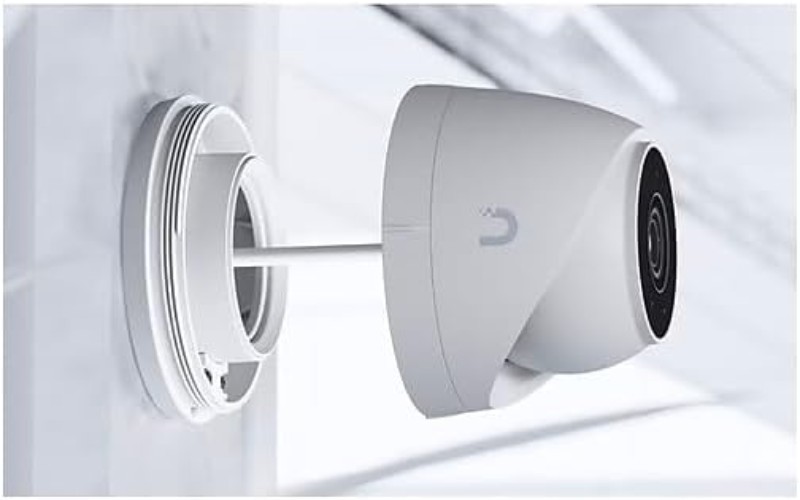 Weatherproof 2K PoE Surveillance Camera gallery