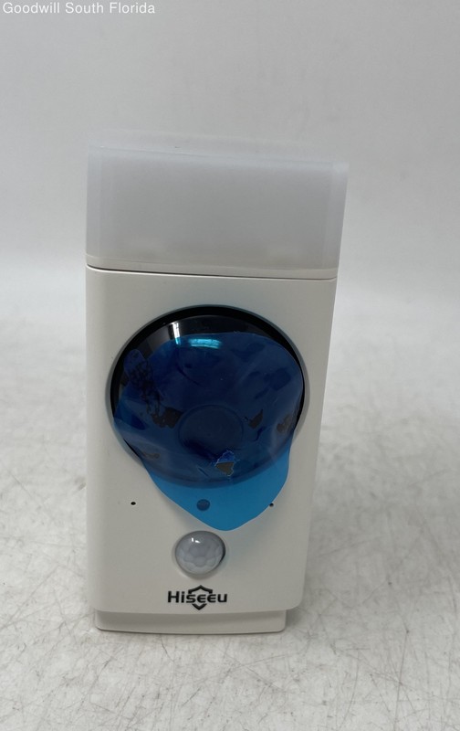 Hiseeu Model P20 White Indoor Security Camera And Led Light Not Tested gallery