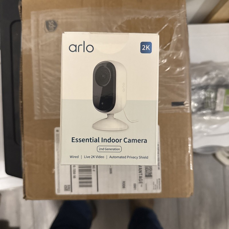 Arlo Essential Security Camera 2K – Indoor Only – 2nd Gen NEW – Wired Camera