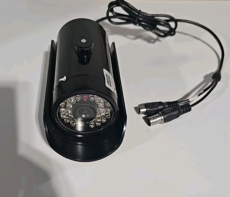 Used Swann Security Cameras CCTV PN SW212-mxl Untested gallery