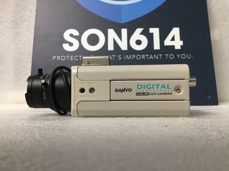 Sanyo VCC-6594 Security Color Camera W/ 520TVL 3.5~8mm CCTV Surveillance TESTED! gallery