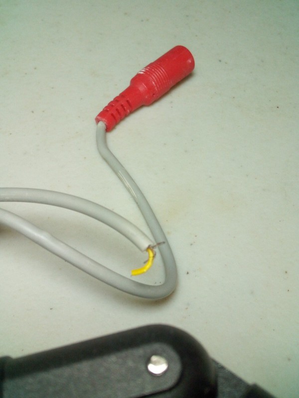 Qsee QSM5265c Security Camra Single Cam Day & Night Clean Cut Cord Need Repair gallery