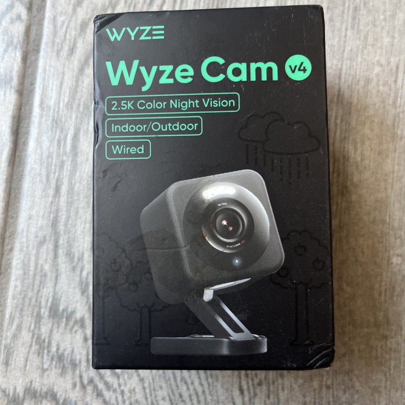 Wyze Cam v4 2.5K QHD Indoor/Outdoor WiFi Smart Security Camera Wired Black