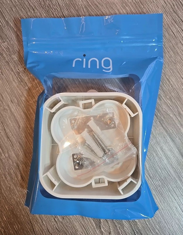 Ring Floodlight Battery Mounting Pack- White New