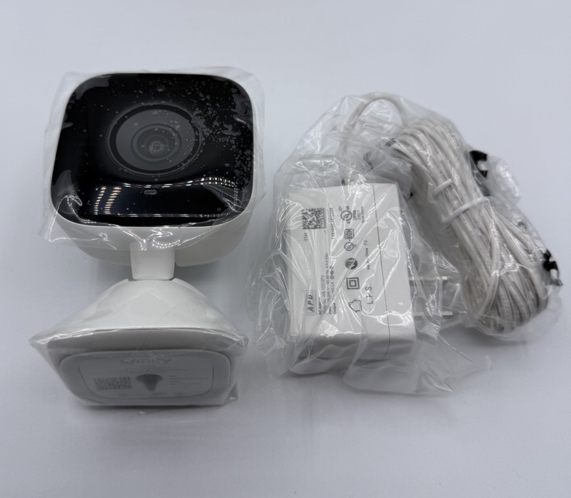 XFINITY Xcam3 HD Indoor Security Camera SCHC3AE0 (Indoor Use Only) NEW gallery
