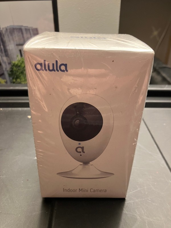 ALULA RE700 Indoor Mini Camera 720P Video Night Vision 2-Way Audio NEW