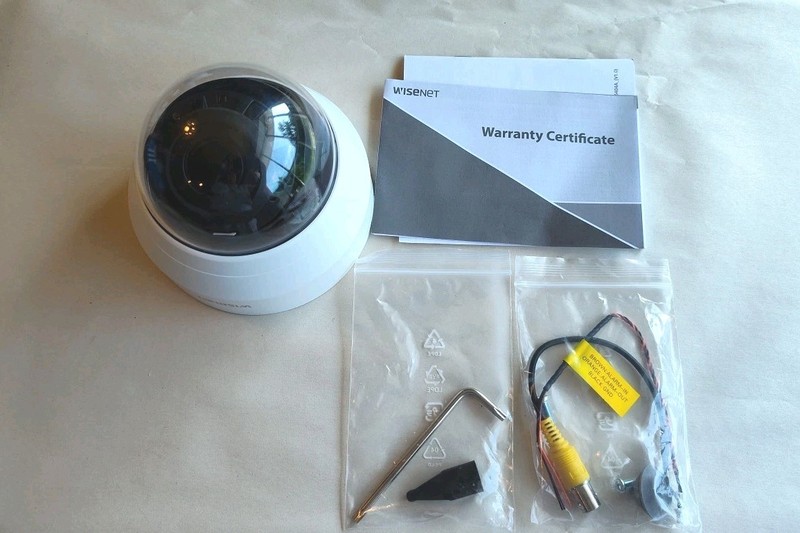 Wisenet Q Series QND-8080R 5M IR Dome Camera IP Camera Security - Used See Desc