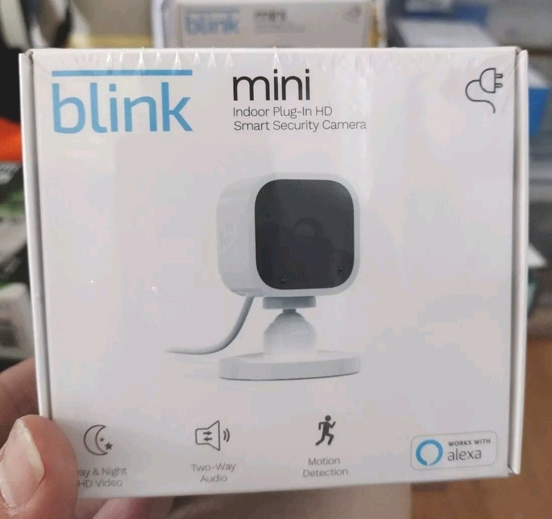 ✨🙏SHIPS SAME DAY!! Blink Mini Indoor Plug-in Smart Surveillance Camera🌆🌌 gallery
