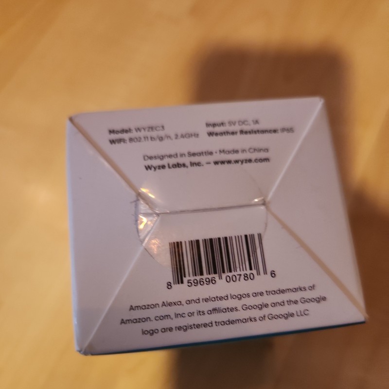 WYZE Cam v3 Indoor/Outdoor Video Camera - White (BRAND NEW) gallery