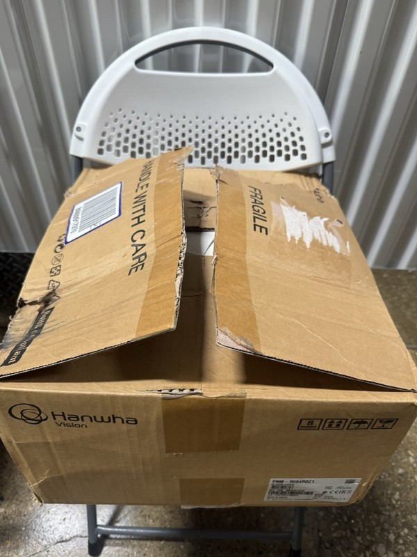 PNM-9084RQZ1 Network Camera Hanwha 83W Gigabit PoE Injector gallery