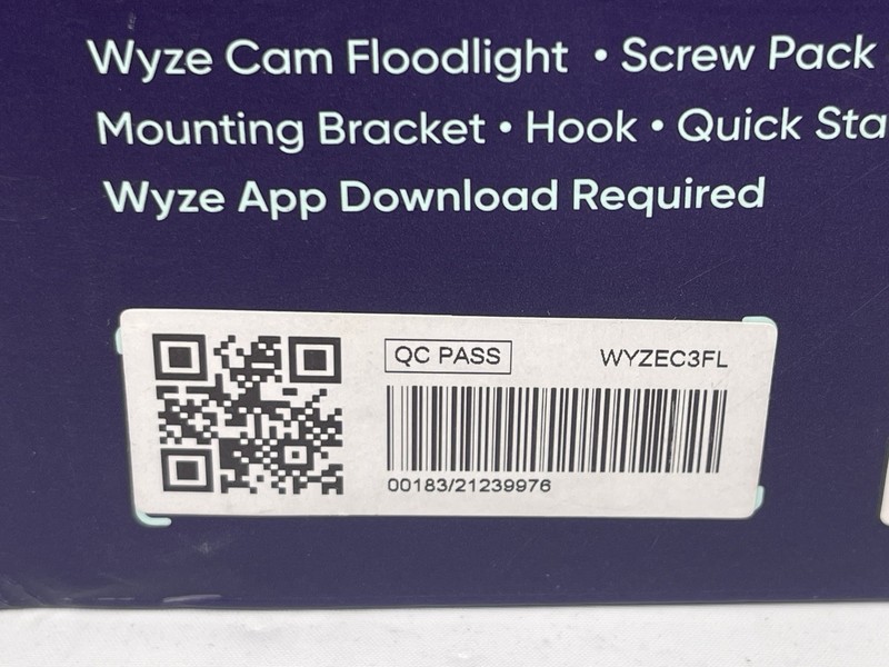 Wyze WZEC3FL Outdoor Floodlight Security Camera 2600 Lumen White gallery