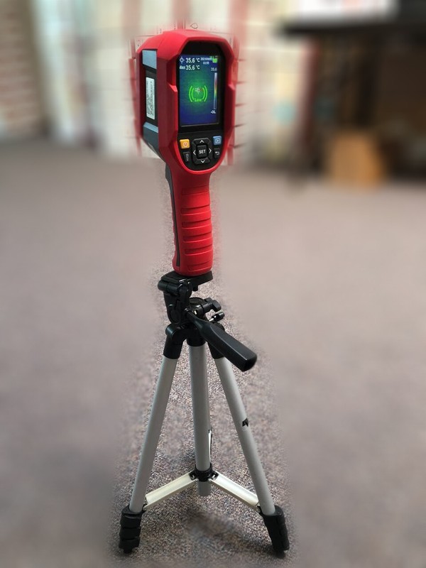 Uniview Professional Handheld Thermal Imager/with Tripod gallery