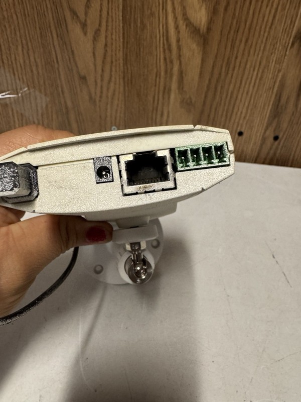 AXIS 211 Network Camera w/ Tamron 3–8mm Lens PoE Ethernet – Used gallery