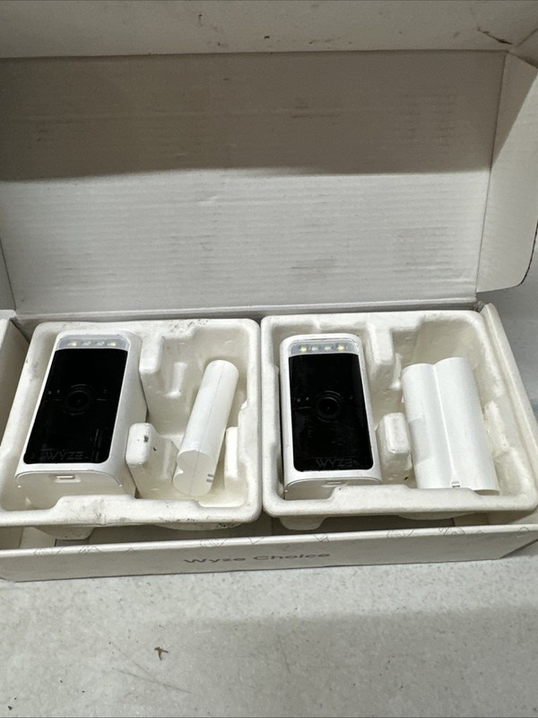 Wyze Battery Cam Pro 2 Pack WYZECOP-RB2PK Wireless 2k HD Color Night Spotlight gallery