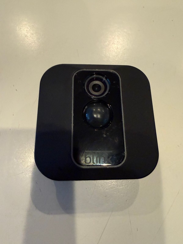 Blink XT2 Outdoor Indoor Smart Security Camera Add On Locked For Parts Only READ