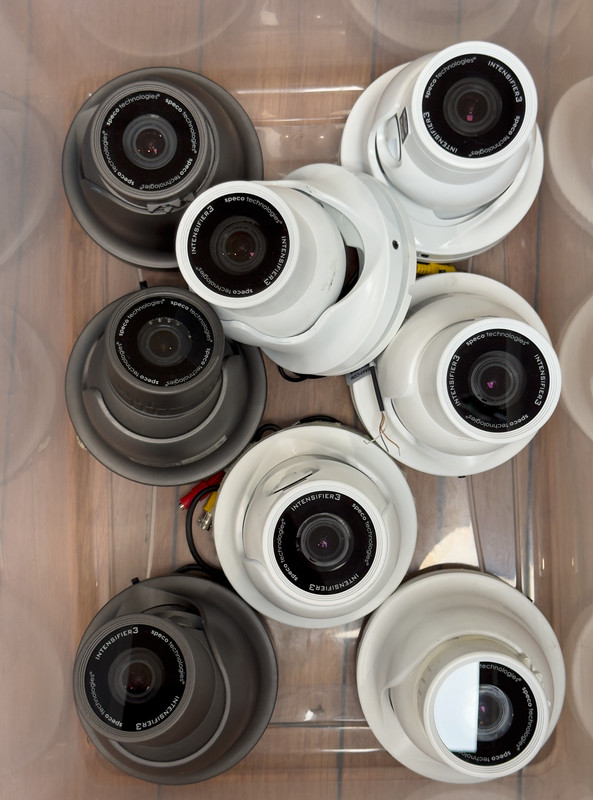Lot of SPECO HTINTD8 Intensifier3 Security CCTV Cameras – Working