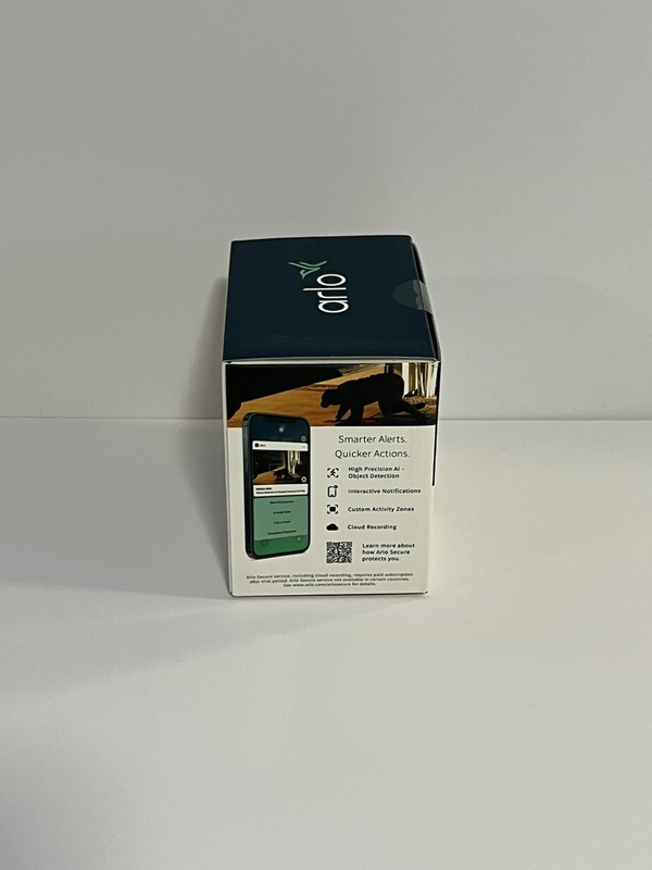 ARLO Essential XL Spotlight Camera, Wire-Free Outdoor Security Camera VMC2032 gallery
