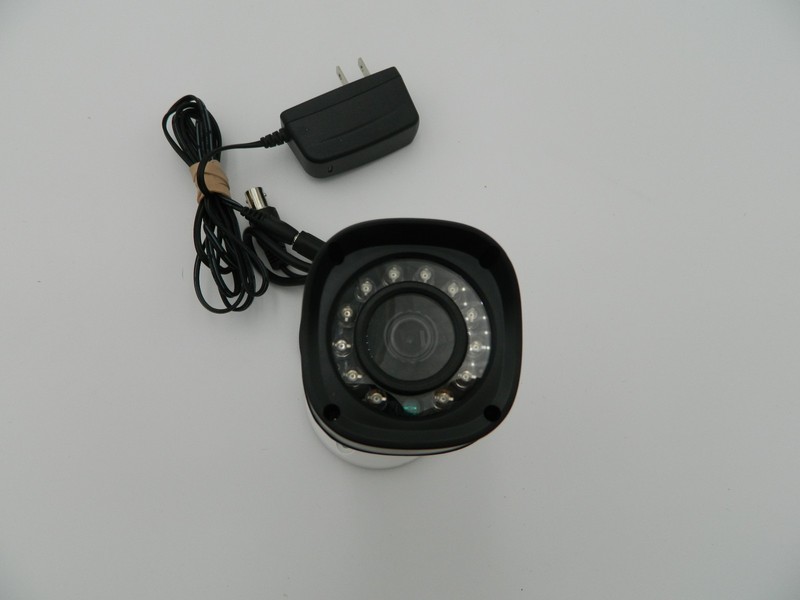 Lorex LBV2521-C 1080p HD Indoor/Outdoor Night Vision Security Camera w/ Power gallery