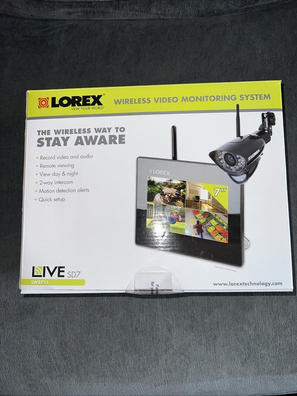 Lorex digital wireless video monitoring system LW2711 SD7 Open Box CD included