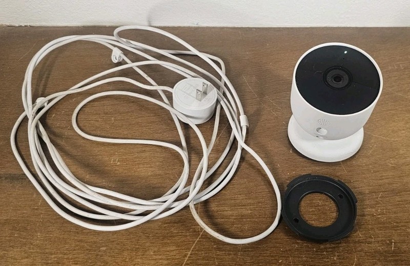 Google G3AL9 Nest Cam 1080p Indoor Outdoor Security Camera + 16ft 5m Power Cable