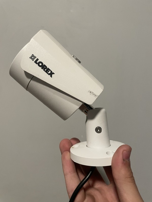 Lorex C581CB-W Indoor/Outdoor 2K Super HD Analog Security Bullet Camera