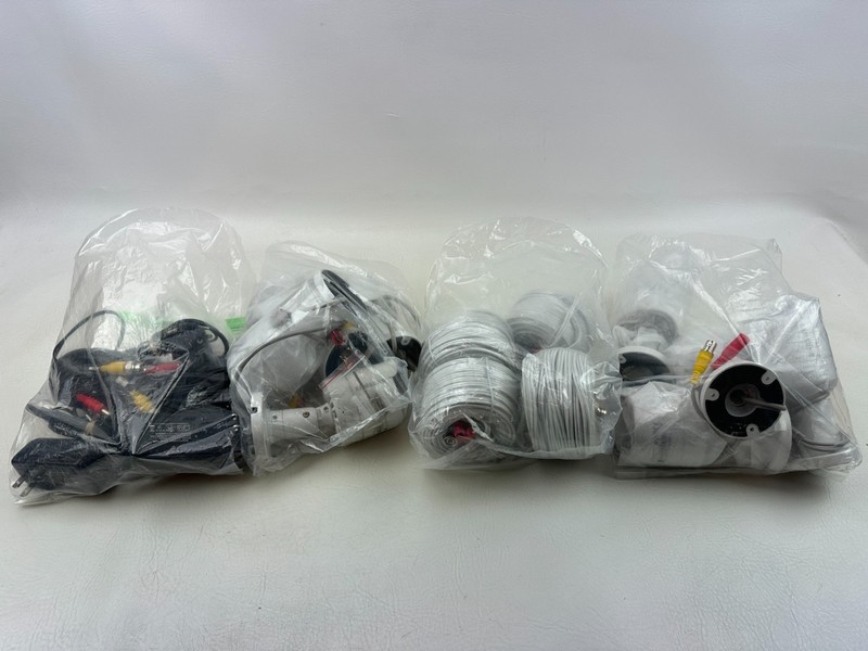 Lot of 8 Samsung SDC-89440BFN Indoor/Outdoor Digital Color Camera READ DESCR