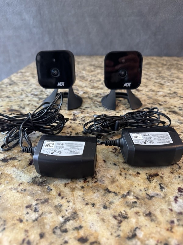 ADT Indoor Wireless Network Cameras 2 Pack with power supply