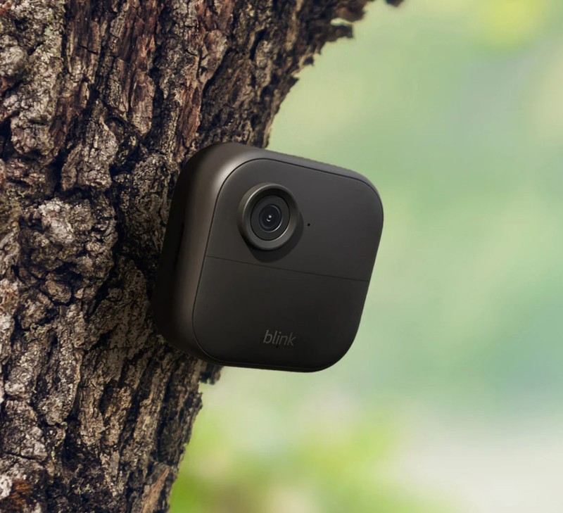 Blink 4th Generation 5 Camera Security System with Sync Module 2 and Yard Sign gallery