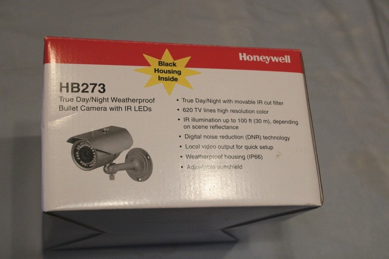 Honeywell Video HB273 B High Resolution Bullet Camera 9-22mm 42 IR LEDs 620 TVL)