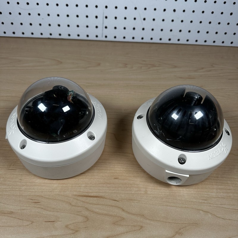 Lot of 2 Vicon V920D-N39M-IP Dome Camera gallery