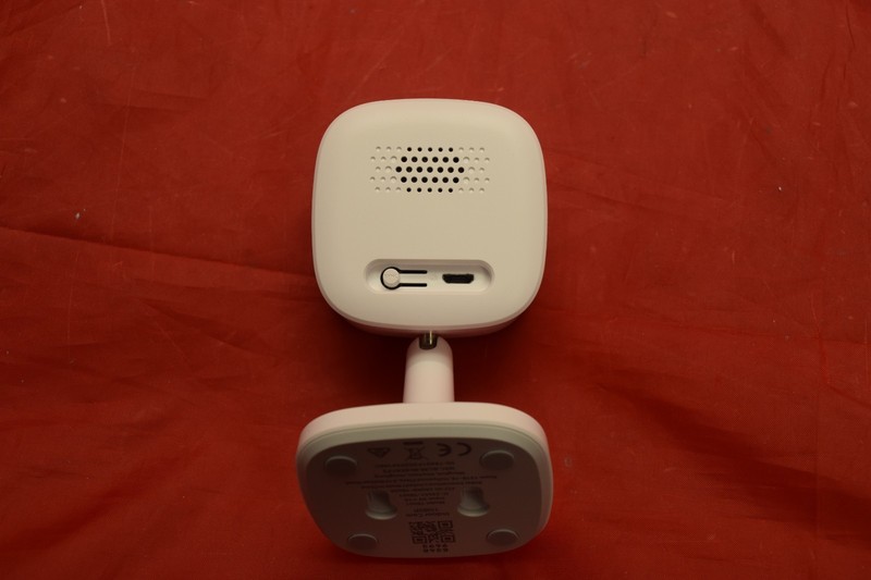 Lot of 6 eufy Security IndoorCam1080p Security Indoor Camera T8401 - White gallery