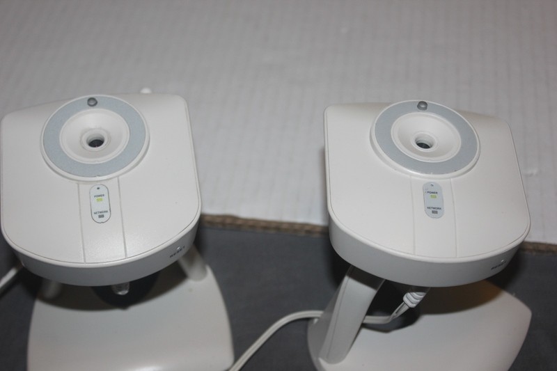 ADT SENSORMATIC WIFI INDOOR CAMERA LOT OF 2 CAMERA. READ DESCRIPTION.