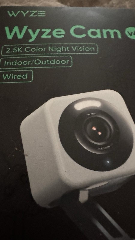 Wyze Cam v4 2.5K Indoor/Outdoor IP65 Color Night Vision Bluetooth Setup (2pack)