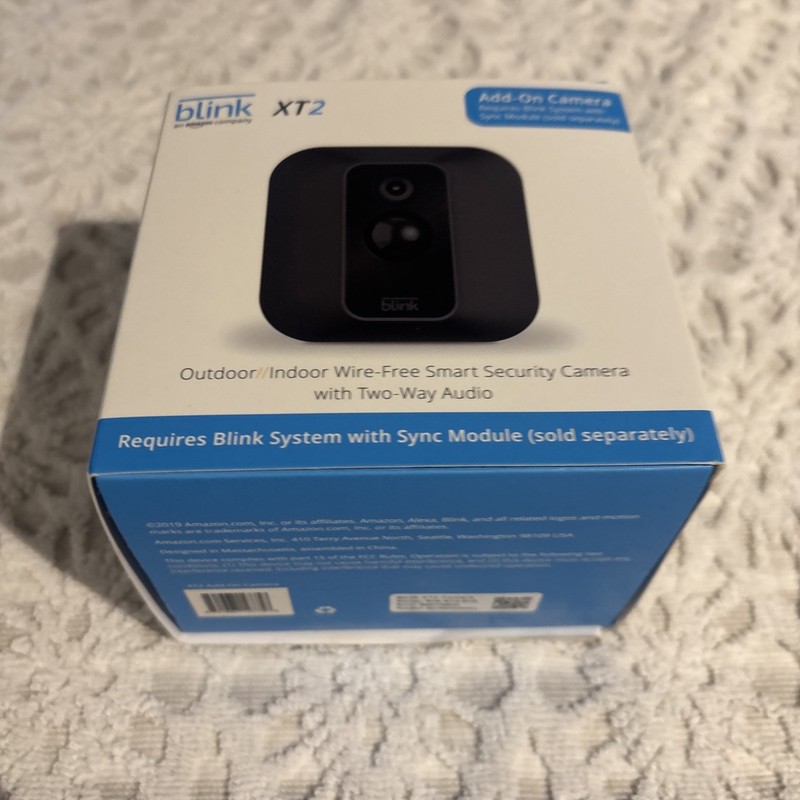 New Sealed Blink XT2 Wi-Fi 1080p Indoor/Outdoor Security Camera Open Box Unused gallery