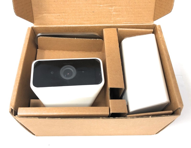 Xfinity Xchc2AEW Home Wireless Security Camera 720P Model:SCHX4AEW