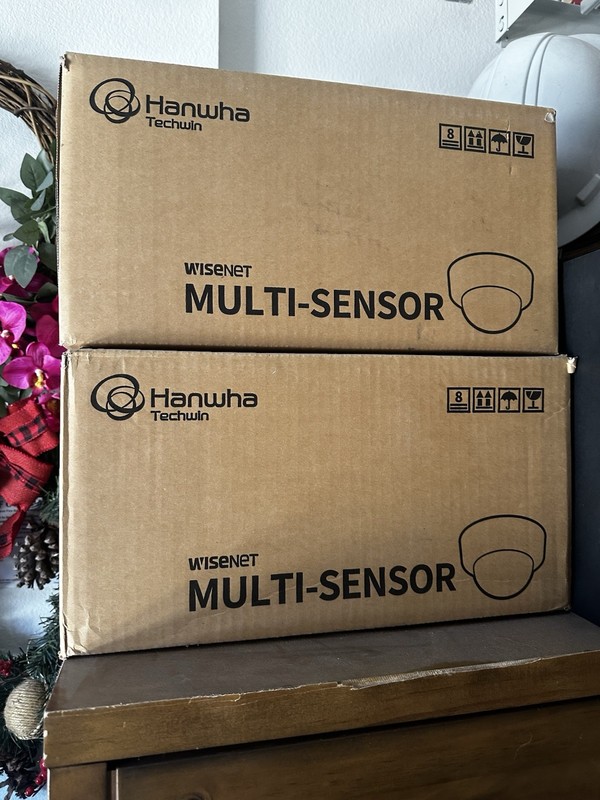 Hanwha Wisenet PNM-9085RQZ 20MP IR Outdoor Network IP Multi-Sensor PTRZ Camera gallery