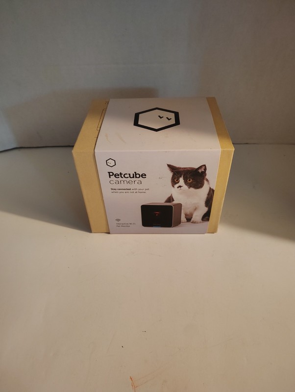 Pet Cube WIFI Camera (pet monitor)