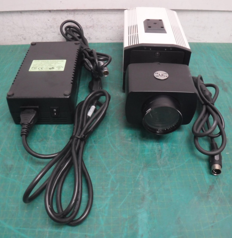 Computar CCTV Camera Zoom 1:1.2 12.5-75 w/ 2 Power Supply & Data Cable